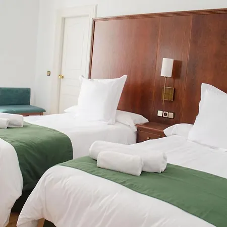 Gran & Hotel 3*