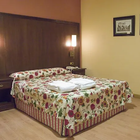 Hotel Gran & Marmolejo